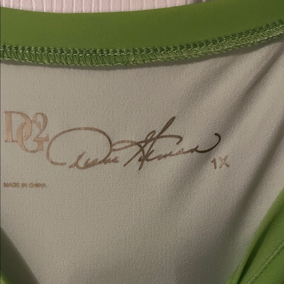 DG2 by Diane Gilman Vibrant Green Floral Short Sleeve Top - Picture 2 of 6